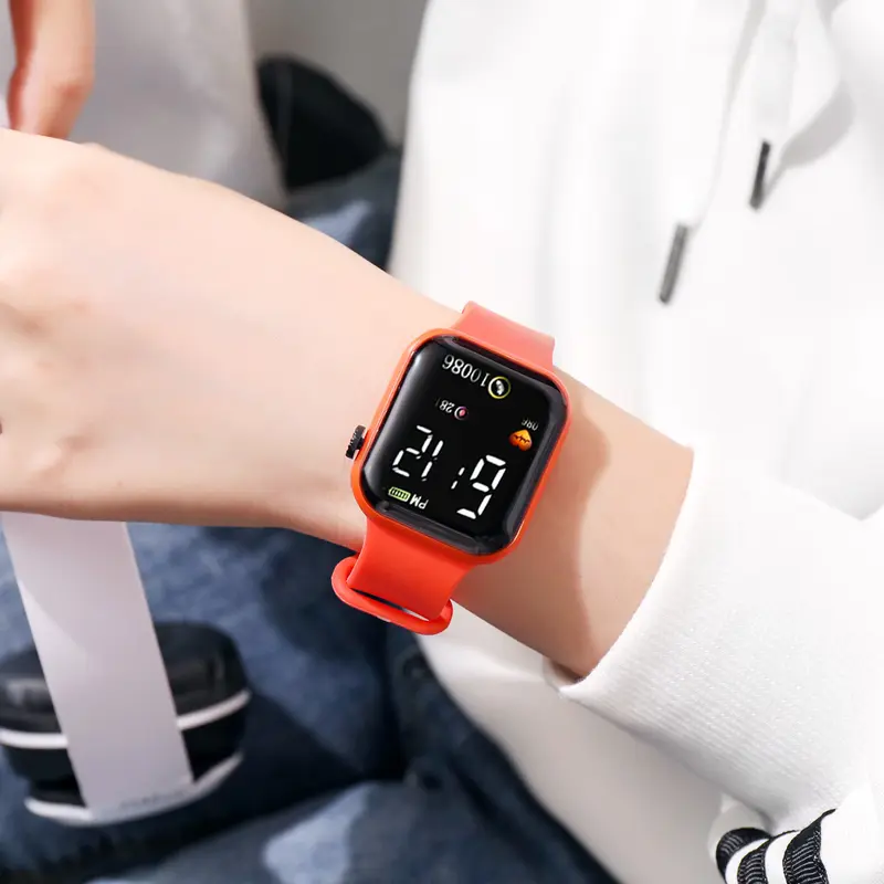 Đồng hồ Điện tử Đeo tay phong cách hiện Đại Voi Watch Móc Khoá Caro 6