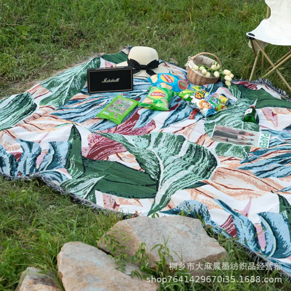 New Outdoor Picnic Mat Machine Washable Blanket Picnic Cloth Retro Camping Rug Multi-functional Line Blanket All Seasons