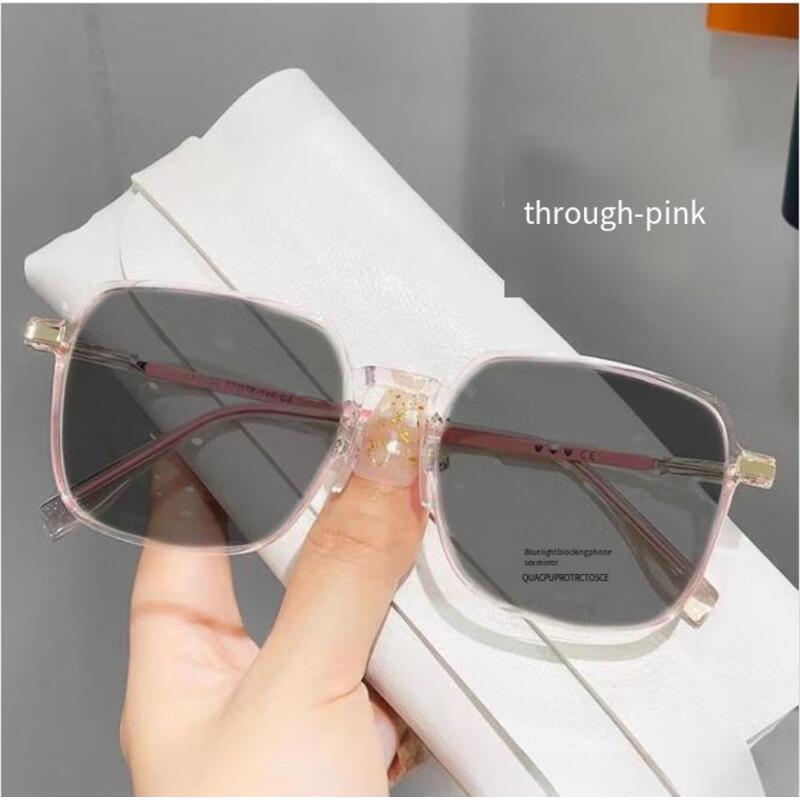 Product Introduction of Kính Chống Ánh Sáng Xanh, Dành Cho Nữ, Gọng Lớn, Siêu Nhẹ, Ngoại Hình Cao, Thể Hiện Độ Nhạy Màu Leptoin Sản phẩm thay đổi màu sắc, có thể kết hợp với kính áp tròng theo toa   thoi  trang  han  quoc   mat  nuchong  uv   chong  uv Áo phao gile   hoi trang 6