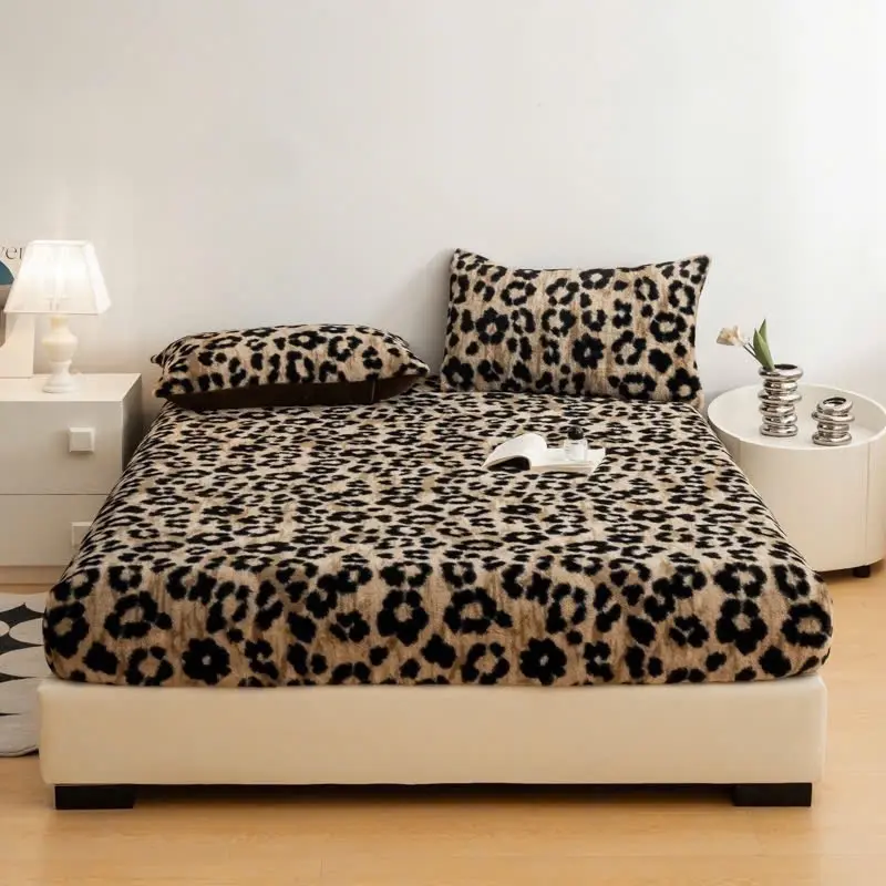 Ga gối hồ ly hàng đẹp và ấm áp. set gồm 1 ga đủ size 1m6,1m8,2m và 2 vỏ gối