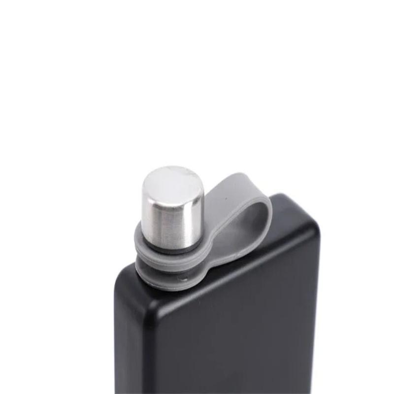 Product Introduction of High Quality Stainless Steel Hip Flask 9oz Portable Liquor Flask Leakproof Paint Spraying Wine Cup Unisex 21