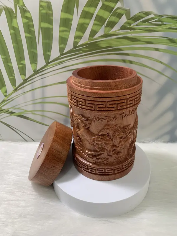 Hộp chè (trà) gỗ Hương nguyên khối trạm khắc tinh tế 2