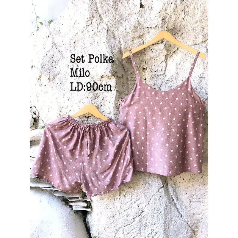 ONE SET PIYAMA TANKTOP POLKA Setelan Rayon Wanita 0