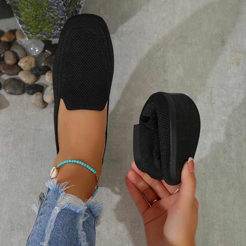 Women's flat shoes with one strap, breathable square head large size wide foot shoes, casual and light walking shoes for all seasons 4
