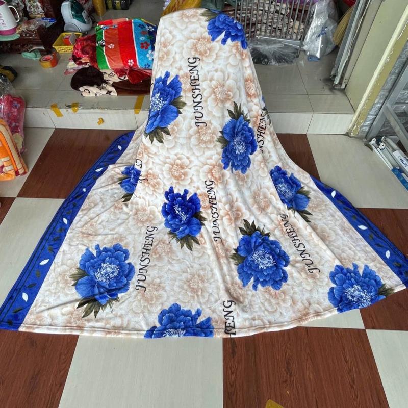 Mền Tuyết Nhung cân nặng dao động 900g đến 1kg 7