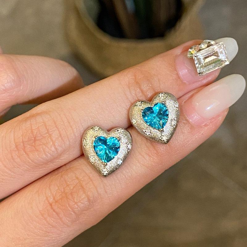 Product Introduction of Mild Luxury Retro High-Grade Paraiba Brushed Love Heart-Shaped Ring Necklace Ear Stud Inlaid Zircon Exquisite Women's Suit 5