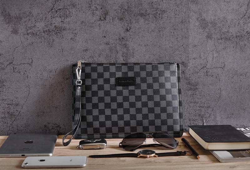 Product Introduction of New Men's Personalized Clutch Chessboard Grid Contrast Color and Versatile Trendy Clutch Large Capacity Mobile Phone Bag Wholesale 13