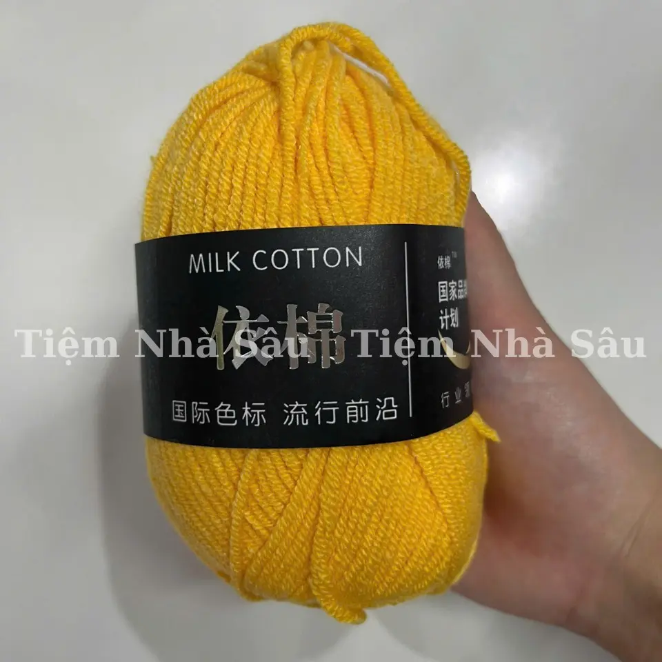 09-Vàng đậm