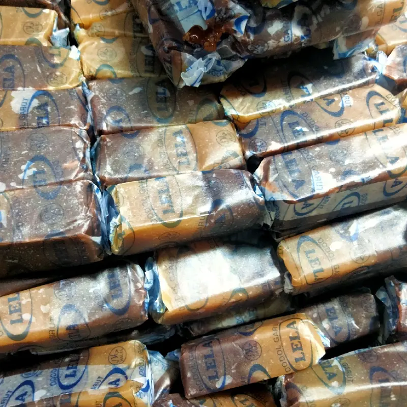 Dodol Original Coklat Susu Dodol Garut asli 1kg Camilan Manis Food snacks 0