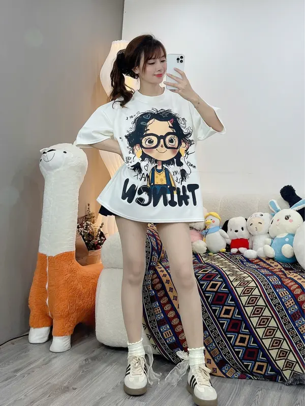 ( DEAL MỞ BÁN) ÁO PHÔNG THỤNG HOẠ TIẾT CÔ BÉ ĐEO KÍNH DỄ THƯƠNG - MẶC MÙA HÈ 0