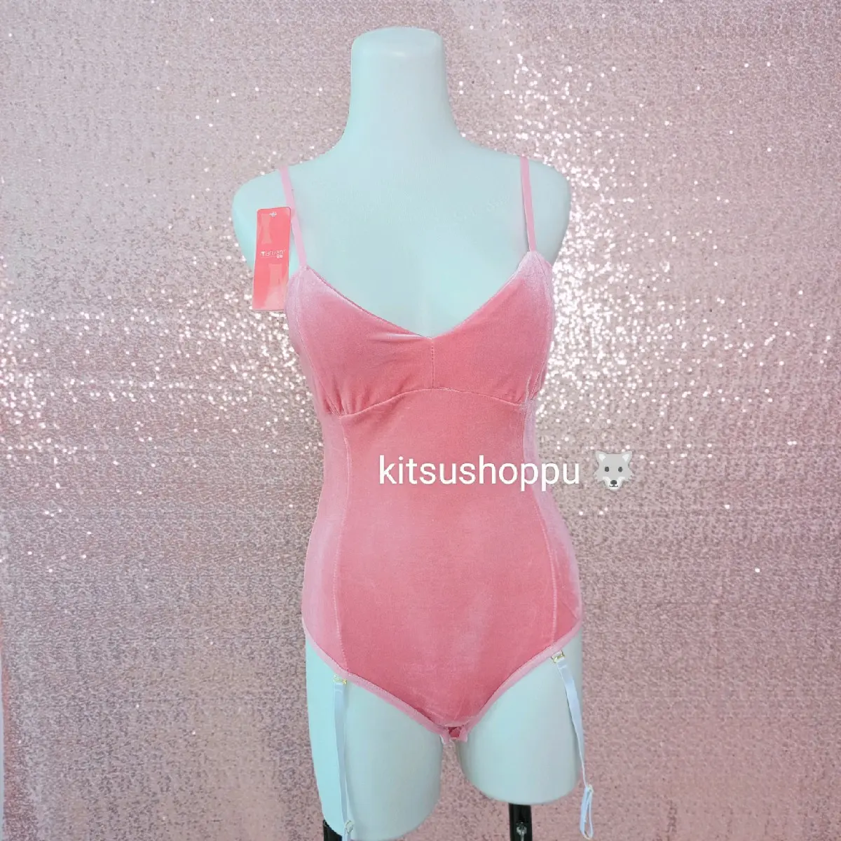 Lingerie kostum kelinci sulap