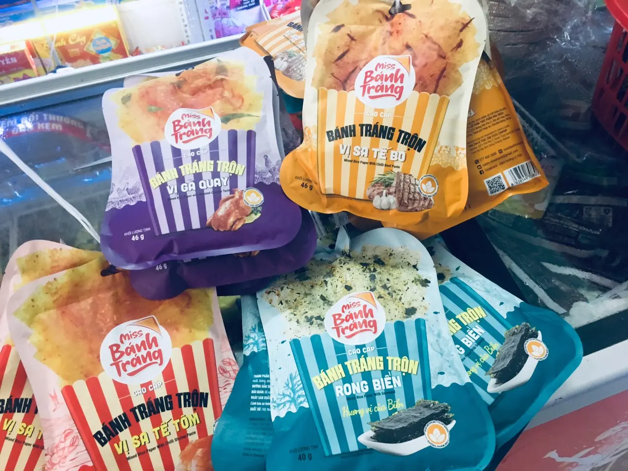 Bánh Tráng Trộn Miss Vị Gà Quay Rong Biển Sa Tế Bò/Sa Tế Tôm 46 Gram - Food, Thức Ăn