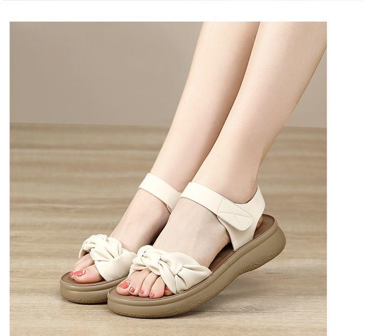 Product Introduction of Dép Quai Hậu Đế Mềm, Dành Cho Nữ, Hàng Mới Về Mùa Hè 2024, Chống Trượt Và Chống Mài Mòn, Dép Phẳng, Bán Chạy 4