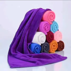 HANDUK SALON WARNA WARNI HITAM LEMBUT PENYERAP DAPAT DIGUNAKAN KEMBALI