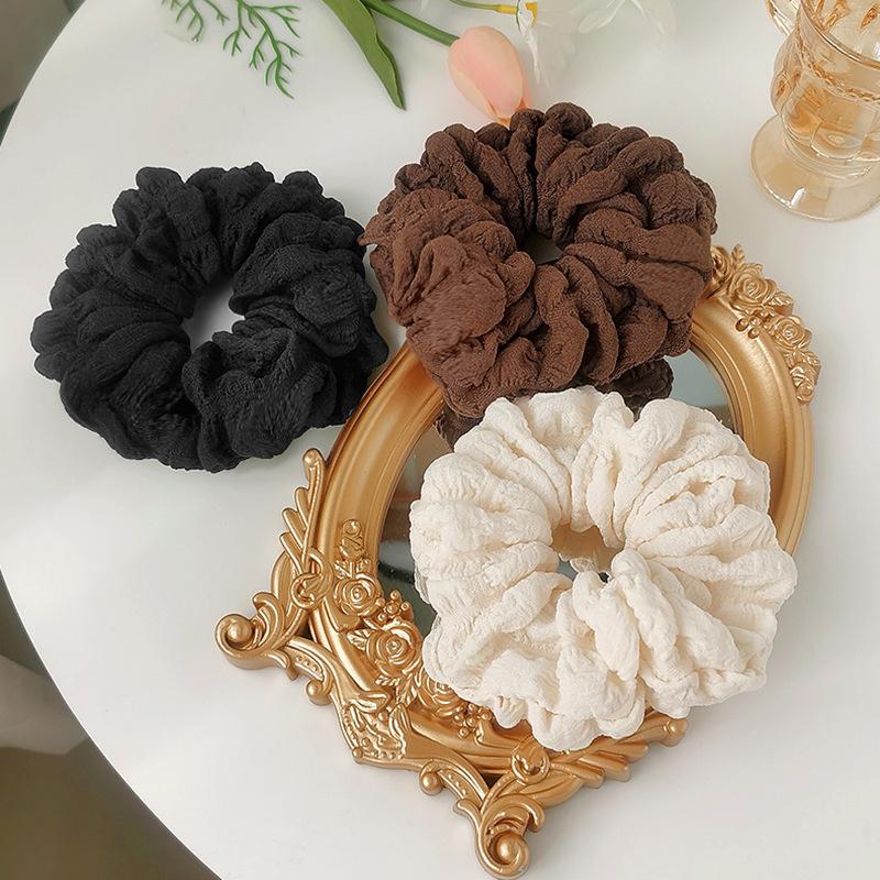 Product Introduction of French Retro Cream Pleated Seersucker Large Intestine Hair Ring 2025 New French Vintage Hair Accessories Women 6