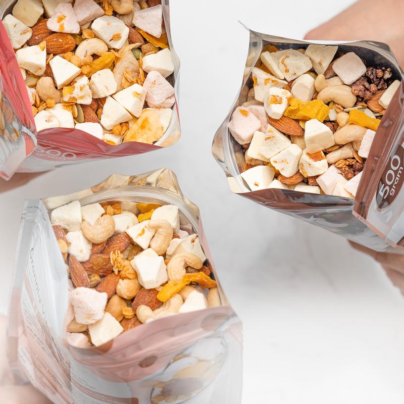 Đủ Vị Granola Nhiều Topping 80% Hạt Ngũ Cốc Mix Hạt Ít Đường Ăn Liền Befresco 500g Tết Food Thức Ăn