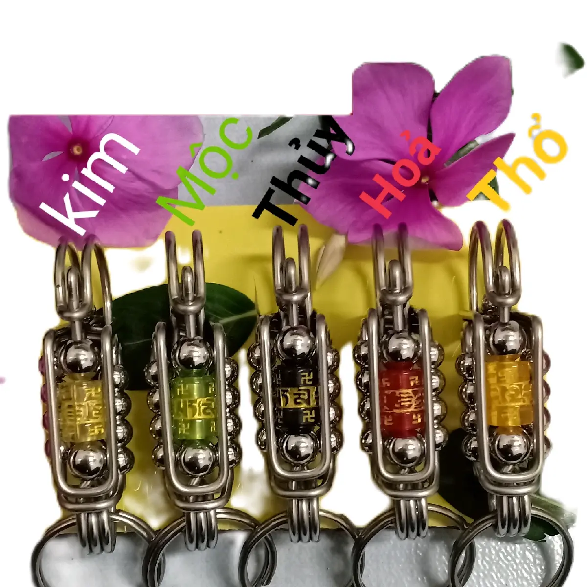 móc khóa phong thủy. Kim,mộc ,thủy,hoả, thổ. Mang lại bình an, may mắn ,móc khoá nghệ thuật.