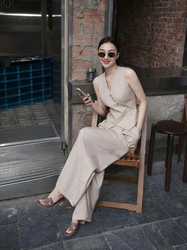 Set bộ GILE nút xéo nữ đi chơi sang chảnh - Set áo GILE dài quần ống suông rộng cá tính -Bộ đồ thời thượng sành Điệu 2