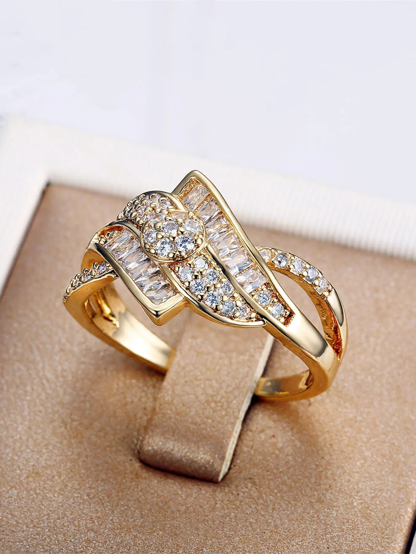 Elegant Rhinestone Decorated Ring, Fashion Accessories For Women & Girls