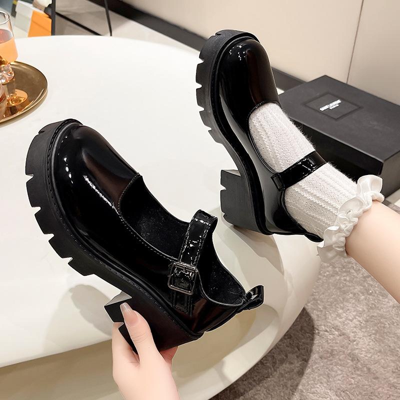 Sepatu Wanita Sepatu Cewek Glossy FN-001 Ringan Nyaman Tidak Lecet Anti Selip Shoes Heels 3