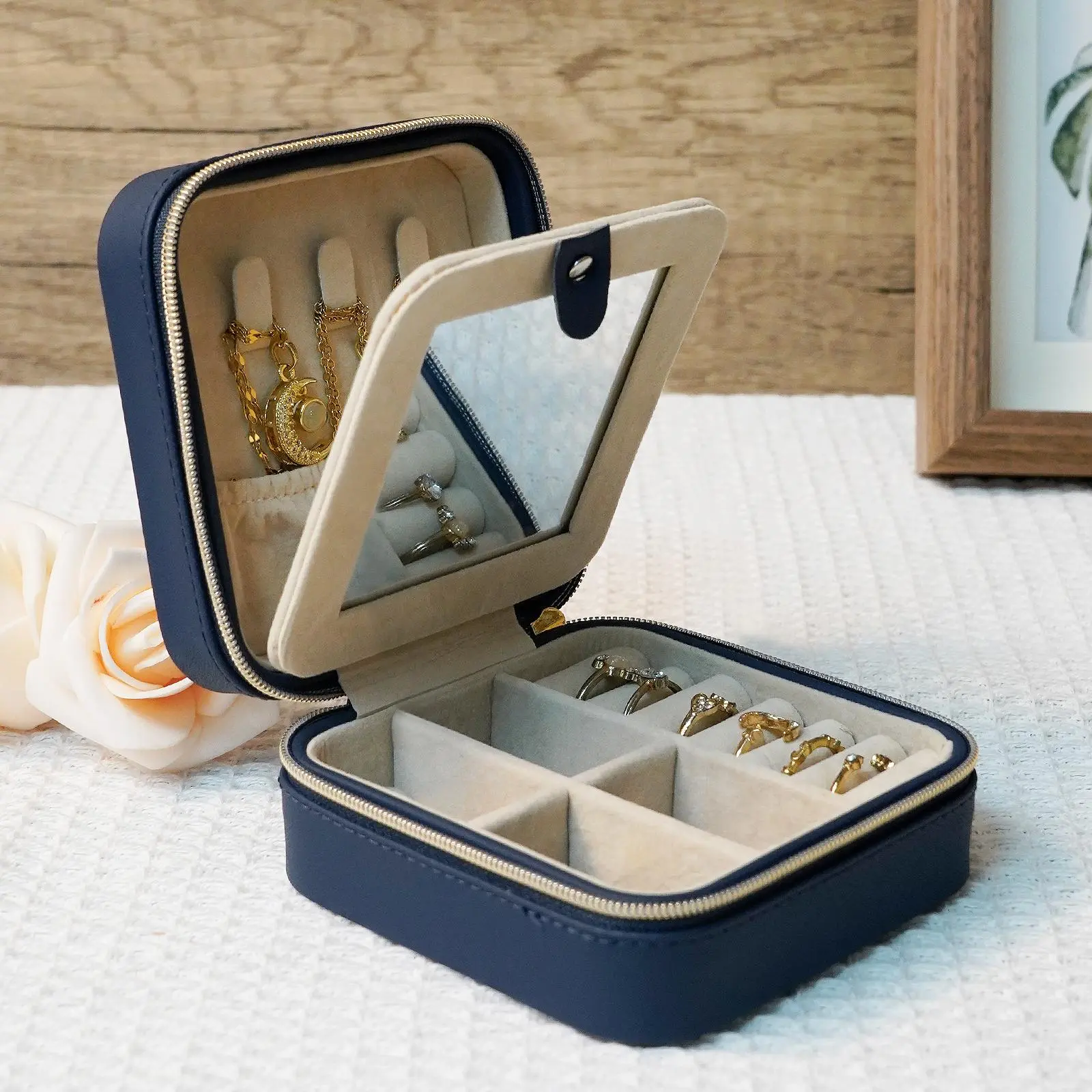 Mini Jewelry Storage Box, 1 Count Portable Jewelry Earrings Necklace Ring Organizer, Jewelry Storage Box for Home Dormitory Travel Office
