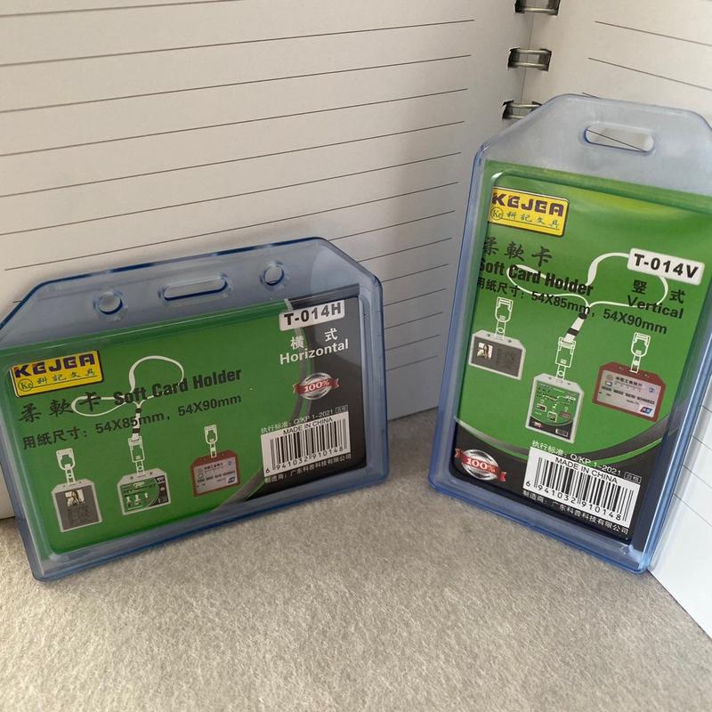 Bao thẻ bảng tên ngang / đứng nhựa dẻo T 014H T 014V