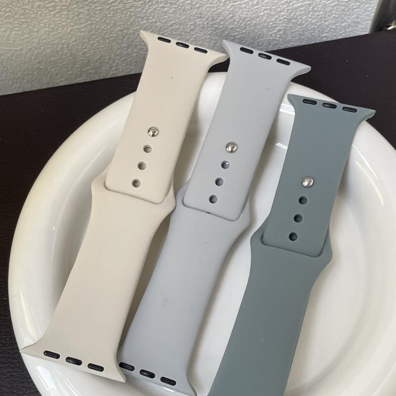 Tali Jam Tangan Soft Sport Silicone Strap for IWatch Apple Watch Ultra 3 2 49mm Series 11 10 9 8 7 6 5 4 SE 3 2 46mm 41mm 45mm 38mm 40mm 42mm 44mm Rubber Band Belt Accessories for Smartwatch I8 S10 S8 S9 Pro Max T900 T800 Ultra 8 MAX 9 PRO S20 T500