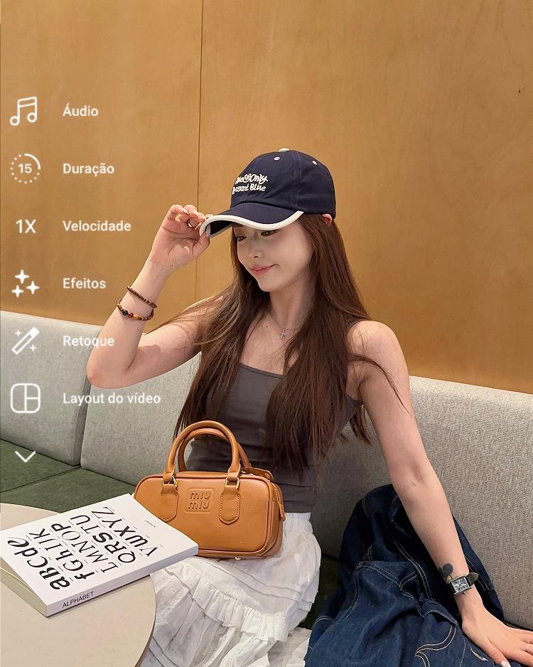 Product Introduction of Colorblock Soft Top Hip-Hop Baseball Cap, Unisex Korean-Style 3D Letter Embroidery, Wide Brim Duckbill Hat, Face-Slimming Design 1