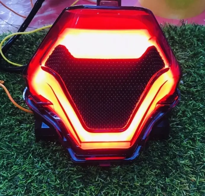 Motorcycles Tail Lamp Exciter TST Lampu Belakang Y15 V1 V2 R25