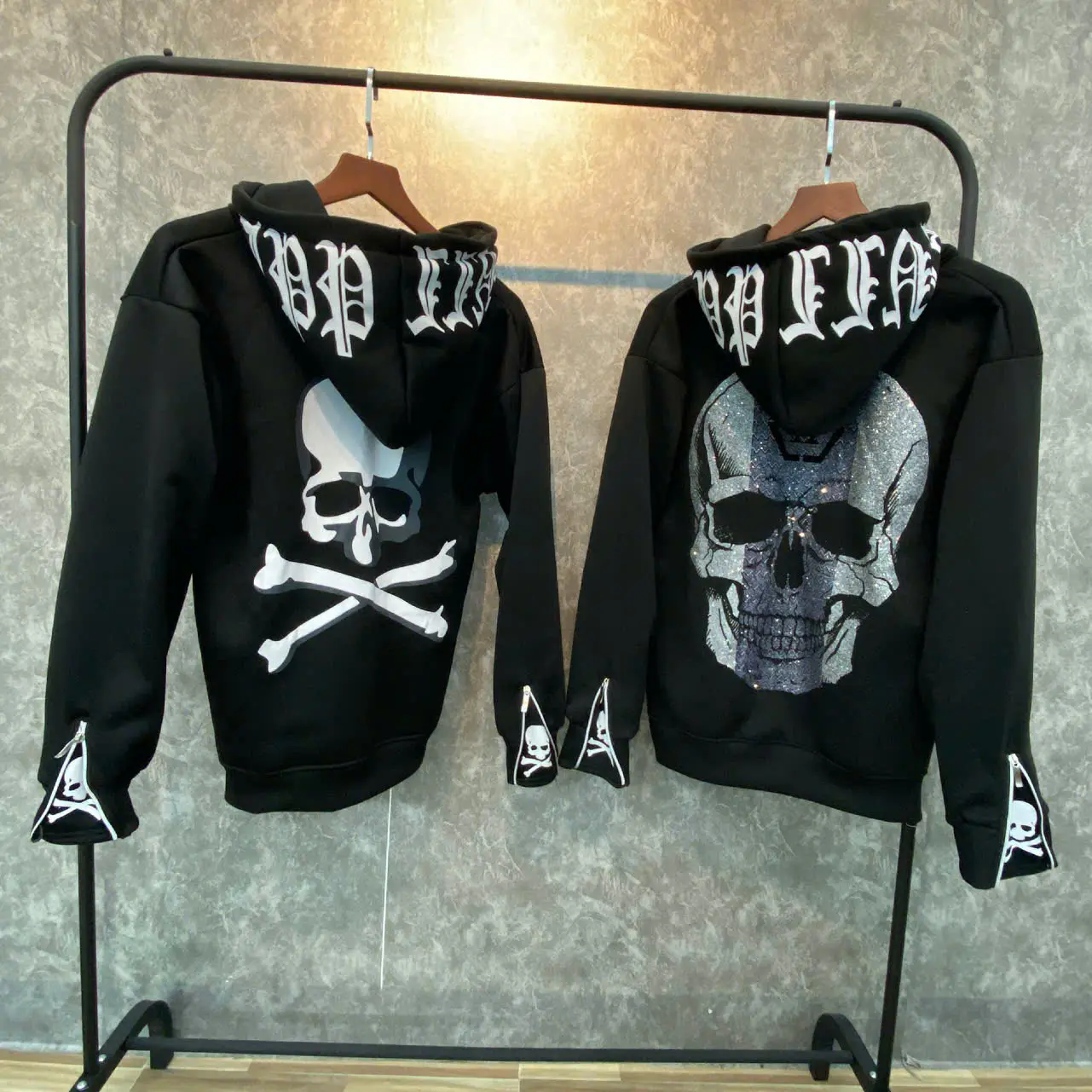 ÁO HOODIE HOẠ TIẾT IN HÌNH ĐẦU LÂU. CHẤT NỈ TÀU DÀY DẶN, KHOÁ ZIP.MŨ 2 LỚP-Top Nhung Menswear Dài Tay Tay Dài áo  khoác