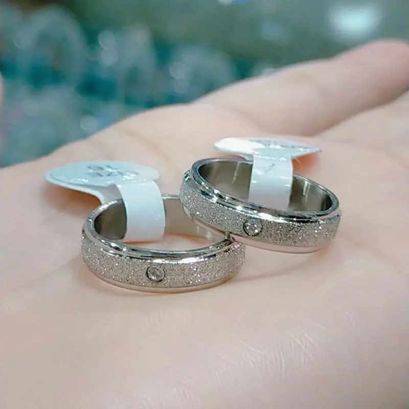 Cincin couple titanium silver { HARGA SATUAN }  / Cincin Mmata Banyak Pilihan Cincin Stainless Steel Polos skena