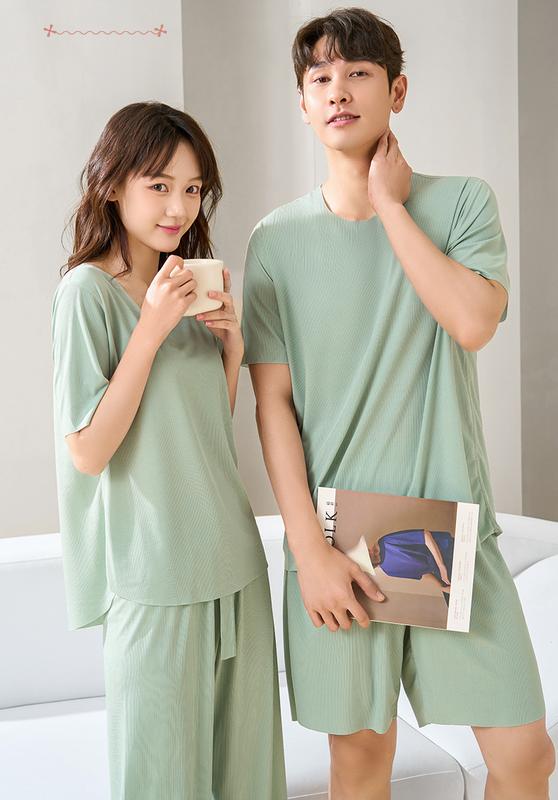 Product Introduction of Ice Silk Couple Pajamas Women's Summer 2024 Loose plus Size Quick-Drying Home Wear Outer Wear Men's Short Sleeve Shorts Suit 13