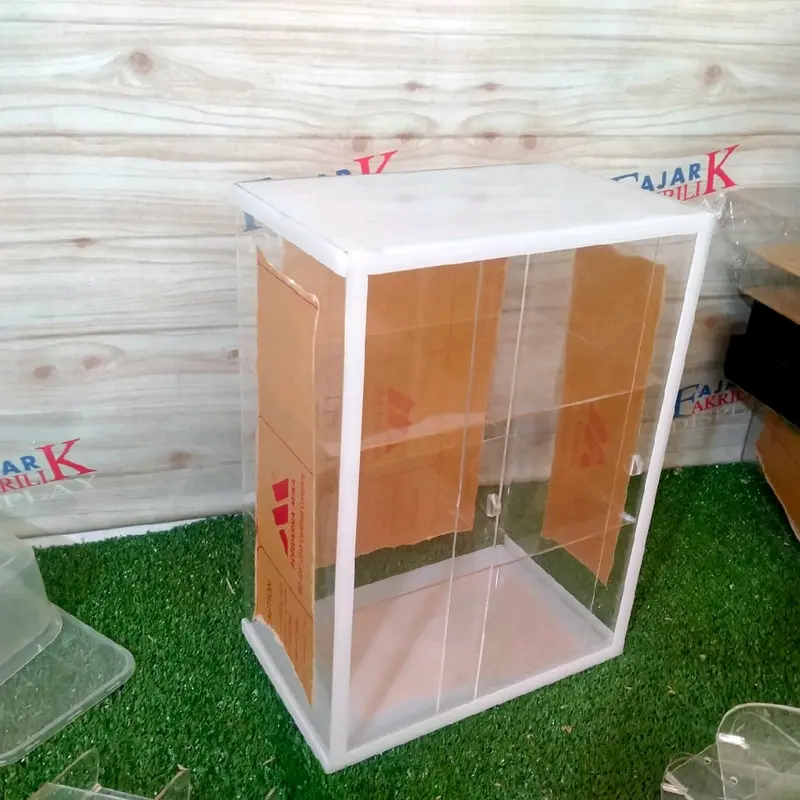 Etalase mini 1