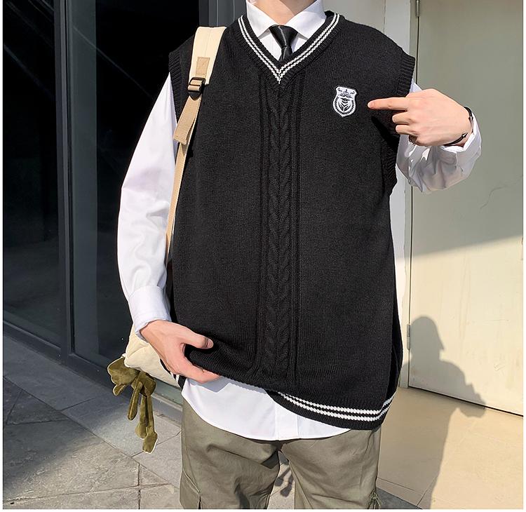 Áo gile len nam nữ bigsize ulzzang hàn quốc Áo gile len nam nữ unisex form rộng Basic len nam nữ đẹp oversize thêu huy hiệu học sinh đi học công sở cổ V kẻ sọc Menswear Thun 1