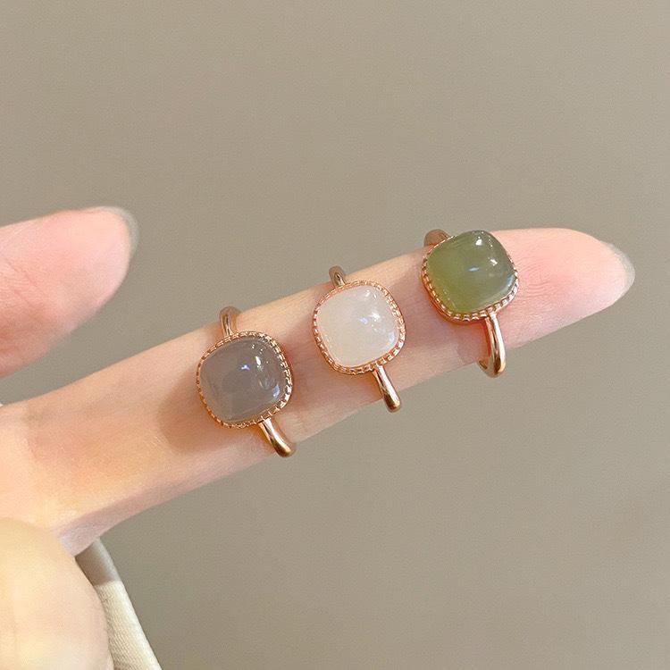 Product Introduction of New Chinese Style Jade Ring, Female Niche Design, Fashionable Ring, Open Mouth Bracelet 5