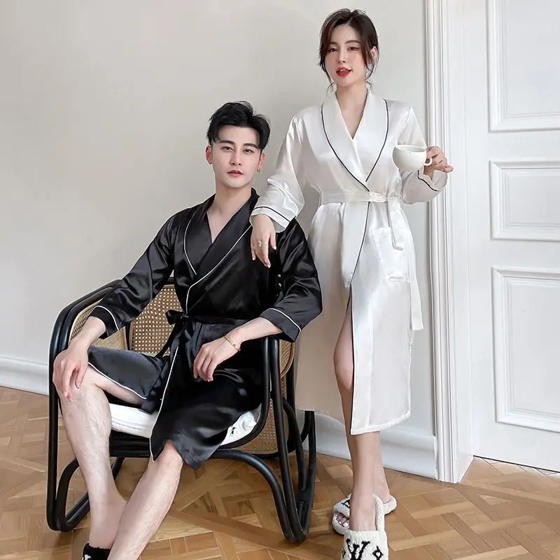 Váy Ngủ Cặp Đôi, Váy Áo Choàng Trung Bình Nữ, Phong Cách Mùa Xuân, Mùa Thu Và Mùa Đông, Làm Bằng Lụa Lạnh Áo Choàng Tắm Gợi Cảm, Thích Hợp Cho Nam Giới, Phong Cách Khách Sạn, Ngoại Cỡ, Dáng Rộng Vừa Vặn, Đồ Mặc Nhà