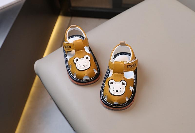 Product Introduction of Call shoelace ring soft soled baby toddler shoes Boys baby shoes girls baotou baby sandals 7