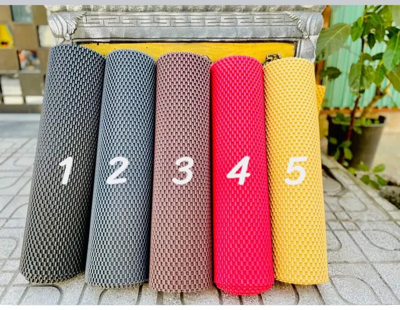 Thảm lót sàn cao su ô tô cuộn 1,5m x 60cm 0