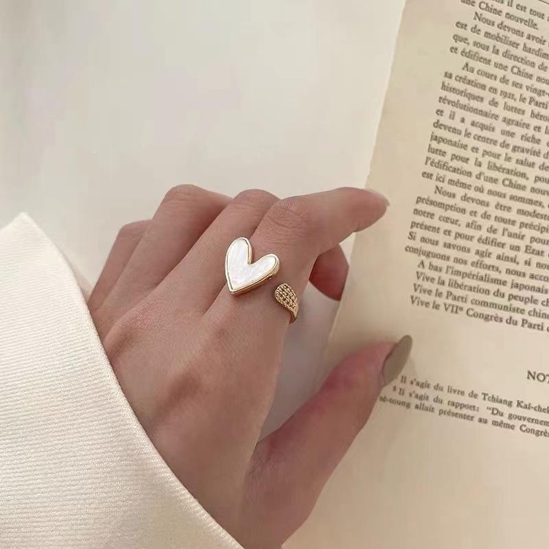 Product Introduction of 2024 New Japanese and Korean Ins Love Ring Female Tide, Niche Design Fashionable Light Luxury Individual Cold Wind Open Index Finger Ring 5