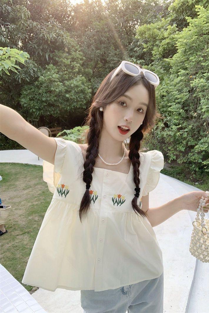 Product Introduction of Sweet Fresh Embroidered Small Flutter Sleeve Shirt for Women Summer New Short Doll Shirt Top for Petite Women 1