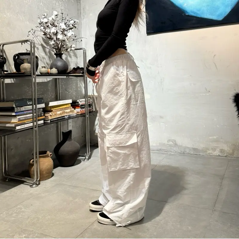 PARACHUTE PANT - Quần Dù Túi Hộp Tidychic