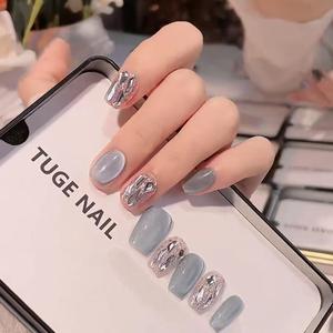 グリッターフェイクネイル 30枚入り（ヤスリ取り＆テープ付き）、女性と女の子向けの簡単DIYネイルアート、短方形のプレスオンネイルマニキュアセット