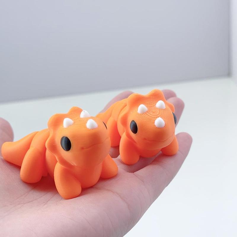 Product Introduction of 3D Printed Cute Cartoon Triceratops Figurine, 1 Count Creative Desktop Decoration Statue, Movable Joints Animal Ornament for Home Office 4
