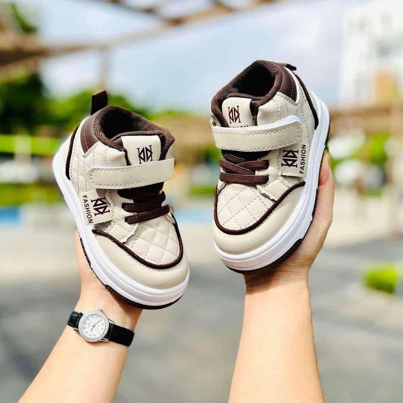 giày thể thao cho bé Fashon cổ cao đế êm nhẹ , phong cách thời trang