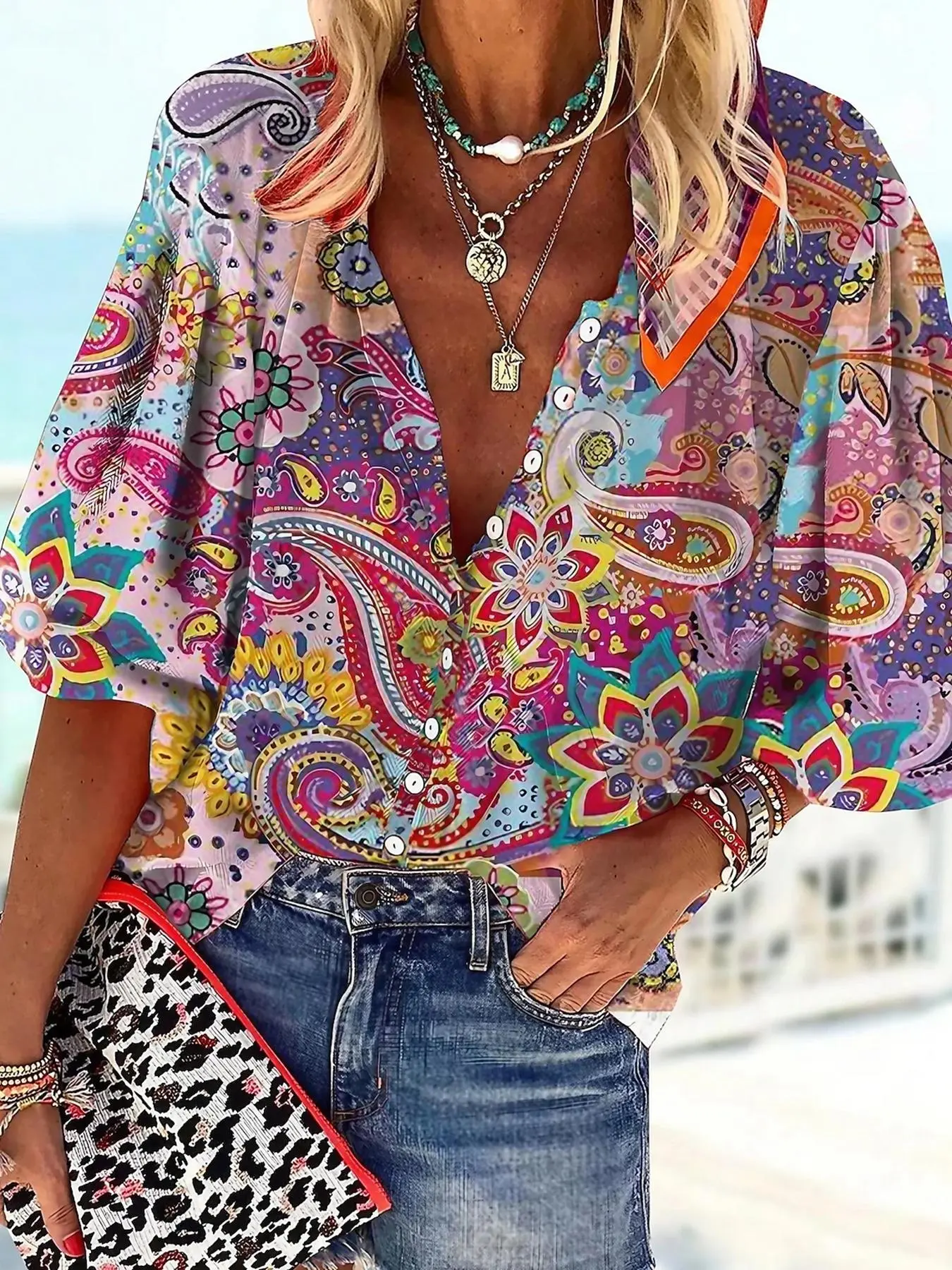 【Plus Size】all Over Paisley Floral Print Button Front Blouse, Boho Bishop Sleeve Notched Neck Top for Spring & Fall, Women's Plus Clothes for Daily Wear, Casual Clothing