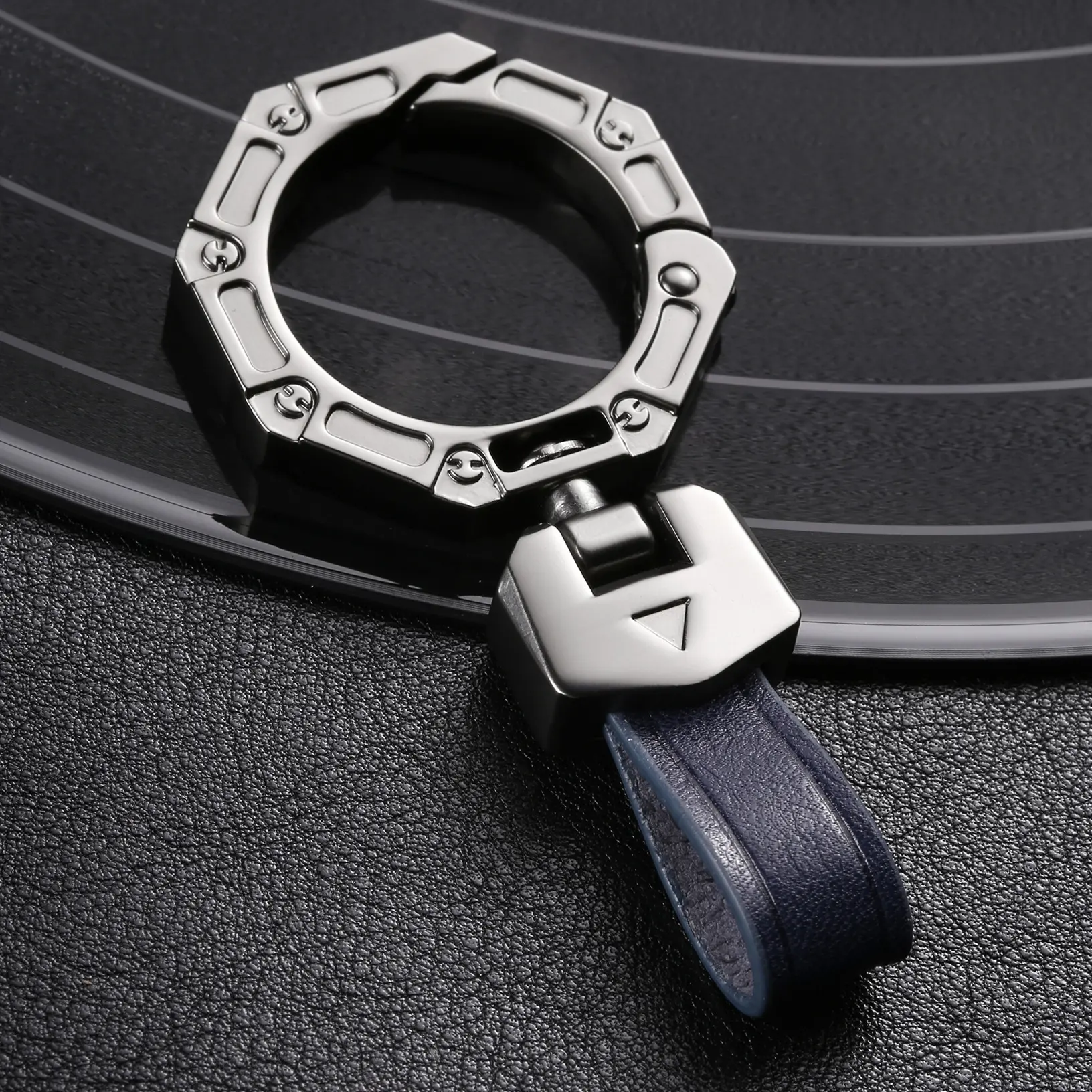 Leather Keychain Ring Chain Anti-Lost Dedicated Key Pendant New Metal High-End Car Key Ring Business Men
