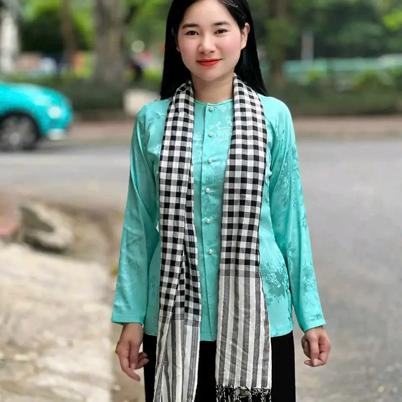 Áo Bà Ba Nữ Mặc Tết, Áo Bà Ba Gấm Chất liệu Gấm Mềm Mại Phom Dáng Đẹp Trẻ Trung Năng Động 7