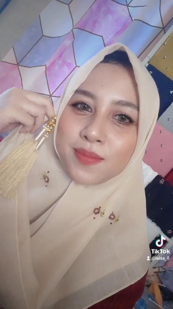 Product Introduction of Jilbab Paris Sulam Permata Tassel Premium 2