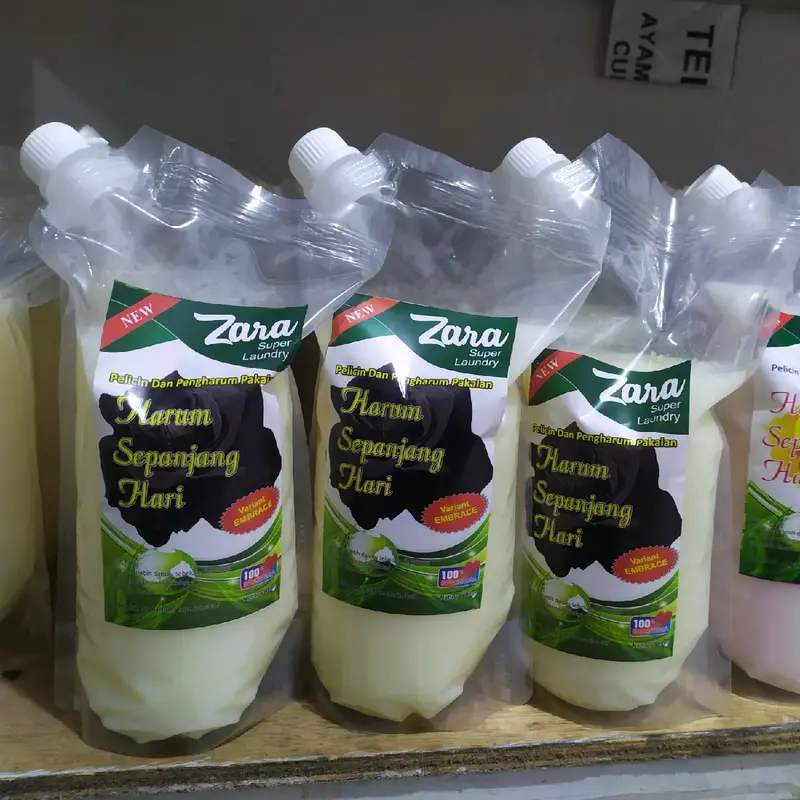 harga promo pelicin setrika laundry 1 liter Refill ( mawar black) wangi awet tahan lama Cair Anti bakteri Cair 3