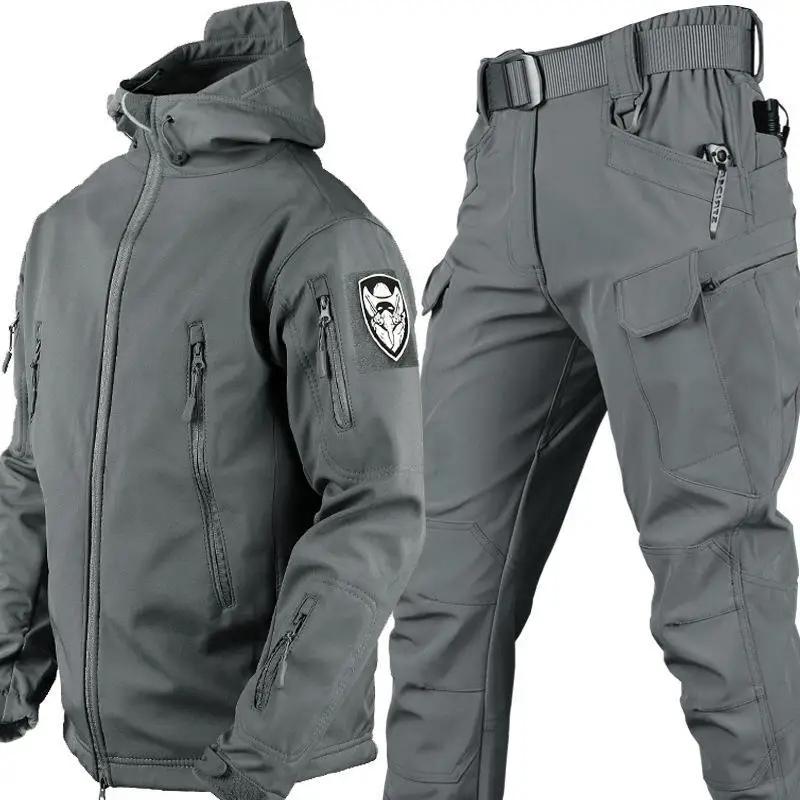 Product Introduction of Outdoor Shark Skin Warmth Set Camo Plush Thickened Coat Autumn/Winter Racing Top Does Not Include Cuff Logo Pattern Cotton Menswear Soft Clothing 10